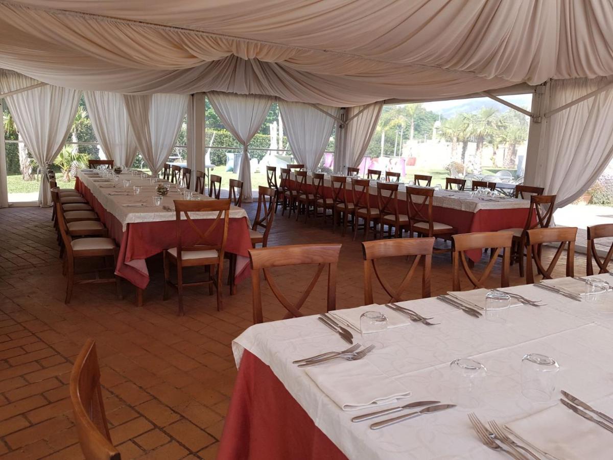 Hotel giardini del Novecento Lamezia Terme Esterno foto